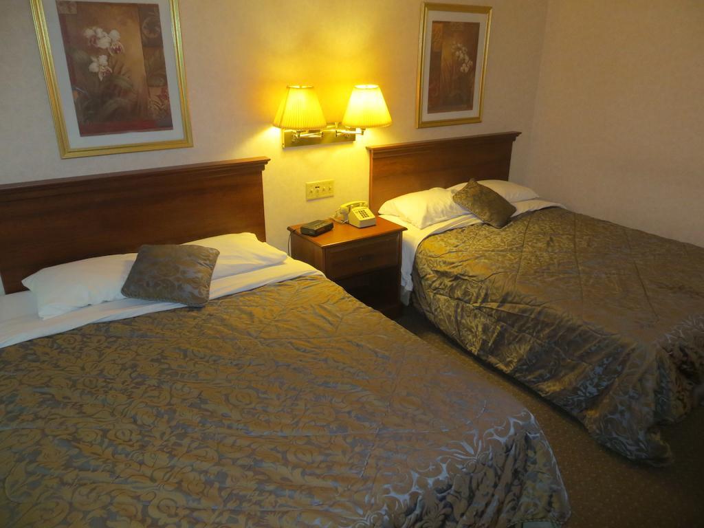 Ripon Welcome Inn And Suites الغرفة الصورة