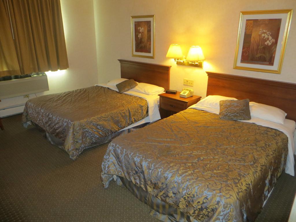 Ripon Welcome Inn And Suites الغرفة الصورة
