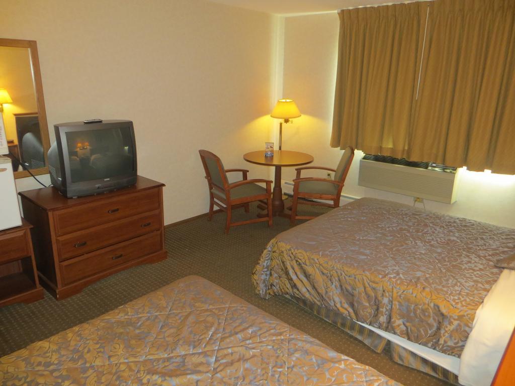 Ripon Welcome Inn And Suites الغرفة الصورة